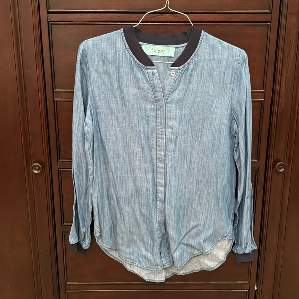 Karlie Am L/S Chambray Front Button Top - image 1